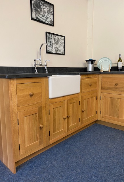 SOLID OAK KITCHEN UNITS Winkleigh Timber Devon Quality Hand