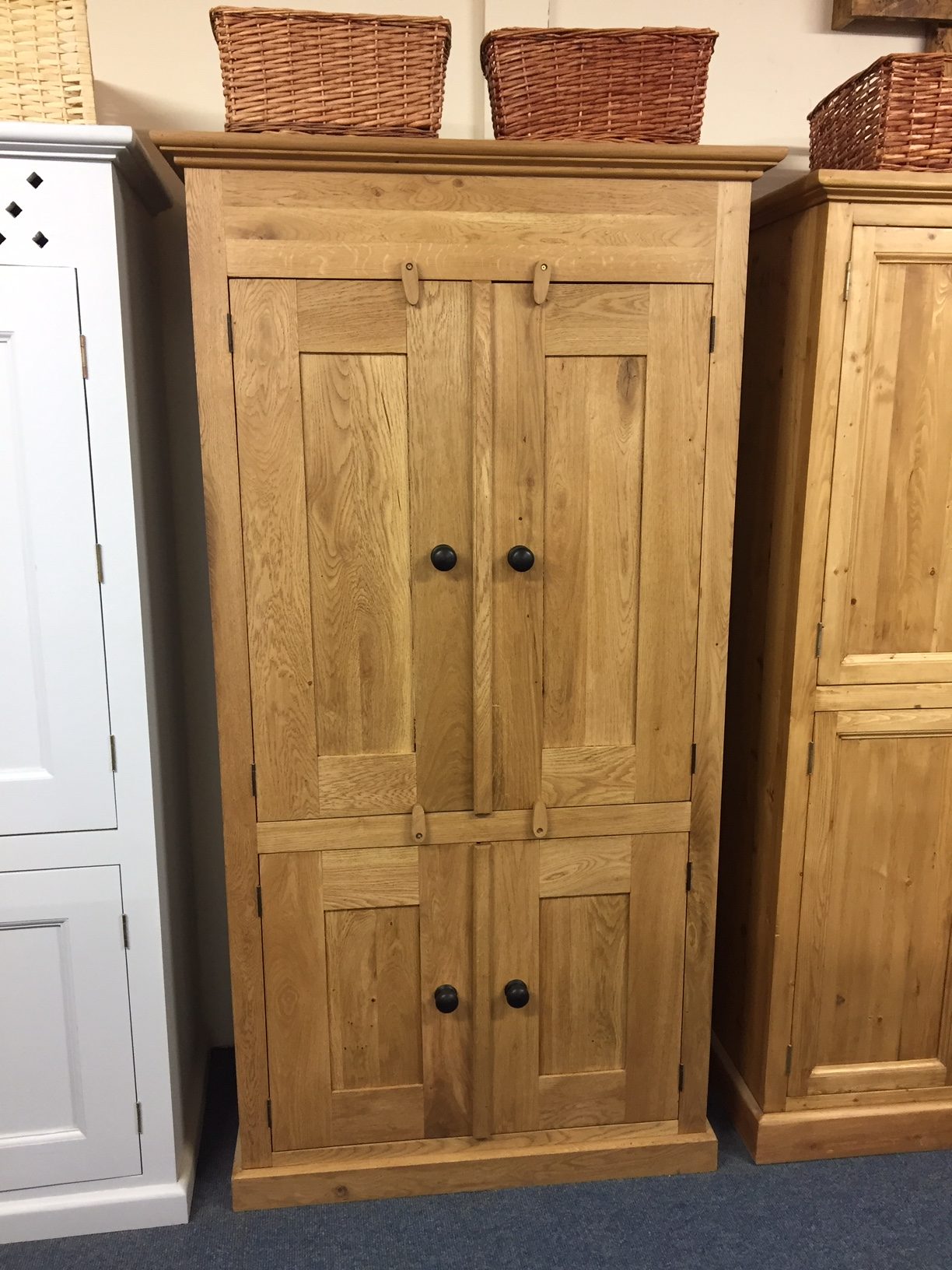 OAK 4 DOOR KITCHEN LARDER CUPBOARD Winkleigh Timber Devon Quality