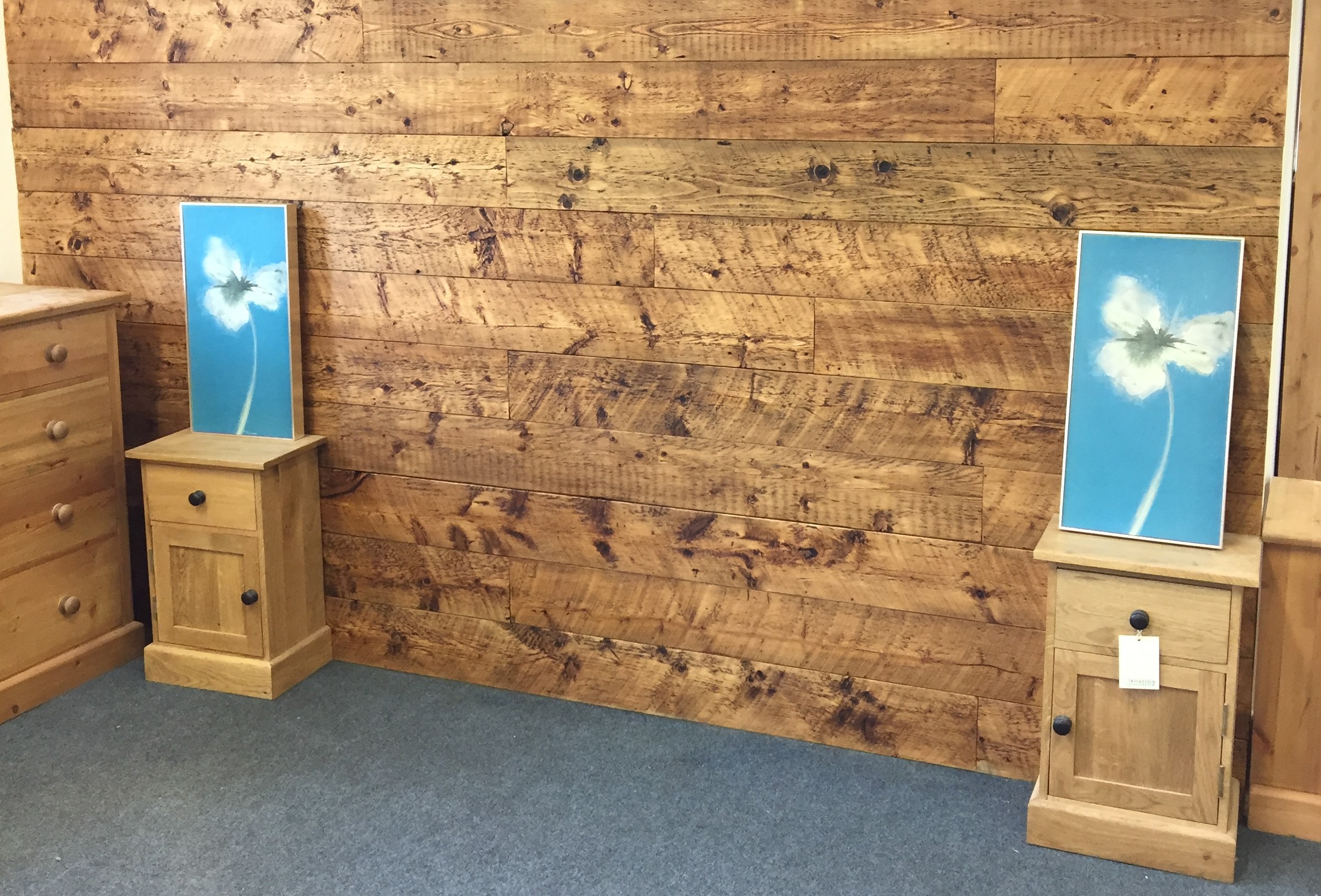 RECLAIMED PINE WALL CLADDING