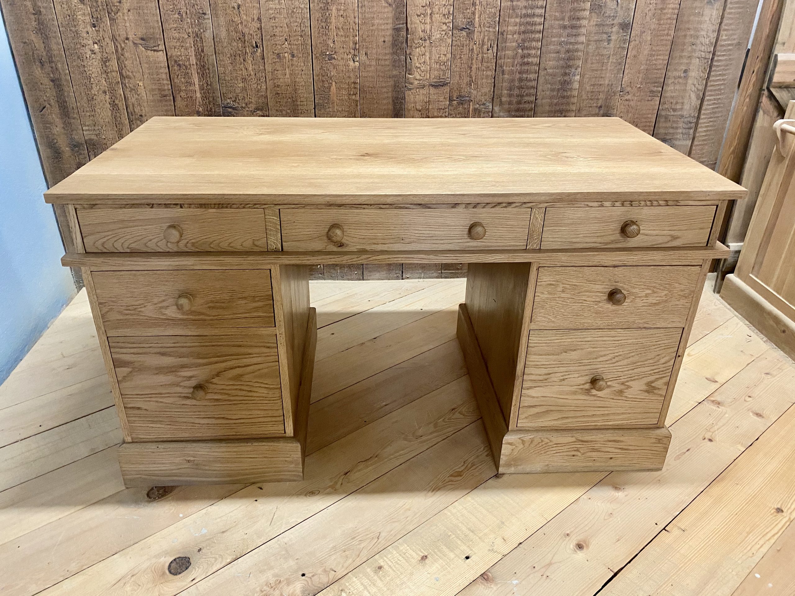 OAK DIRECTORS DESK MADE TO ORDER Winkleigh Timber Devon Quality