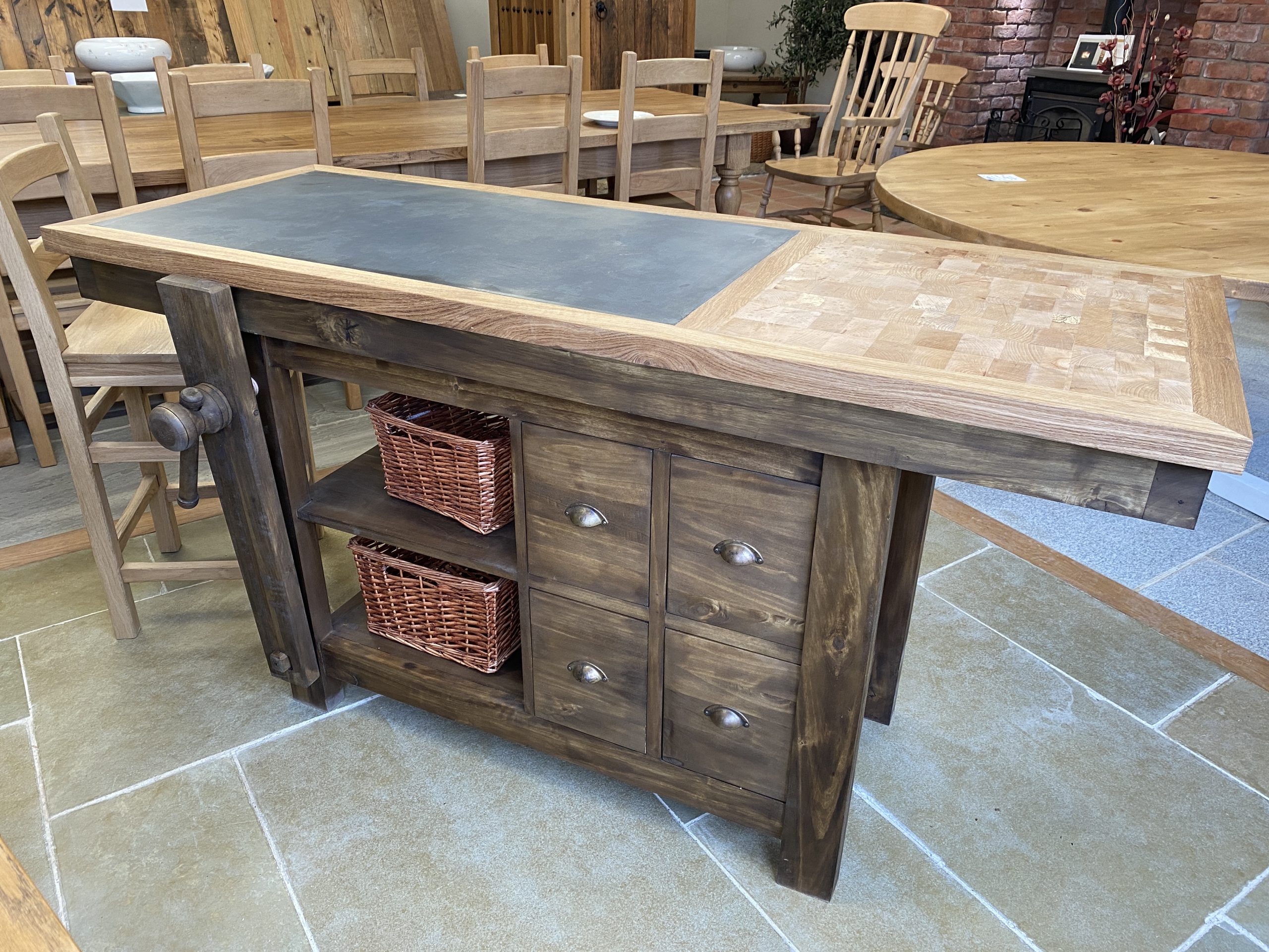 KITCHEN WORKSTATION/ISLAND LARGE Winkleigh Timber Devon Quality