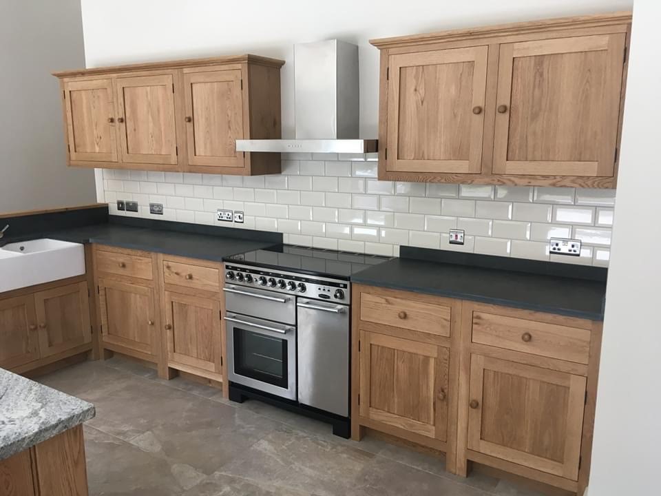 shaker oak kitchen